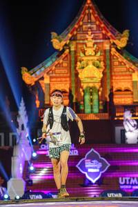 BIB: 010, 9117
                            <button type="button" onclick="openModal(22346956)" class="btn btn-primary btn-sm float-right btn-popup" data-toggle="modal" data-target=".modal-high-quality">
                        <i class="fas fa-shopping-cart"></i> Add to Cart
                    </button>
                                            <button type="button" onclick="isThisMe(22346956, true)" class="btn btn-success btn-sm float-right btn-popup btn-isme hidden" data-toggle="tooltip" data-placement="bottom" title="นี่คือรูปของคุณใช่ไหม คลิกที่นี่เพื่อเอาเข้าอัลบั้ม">
                        <i class="fas fa-plus"></i> Add to album
                    </button>
                    <button type="button" onclick="isThisMe(22346956, false)" class="btn btn-warning btn-sm float-right btn-popup btn-isnotme hidden">
                        <i class="fas fa-ban"></i> Remove from album
                    </button>